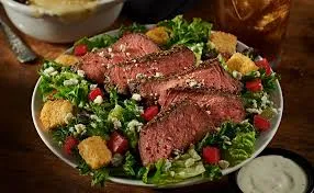 7-Pepper Sirloin Salad